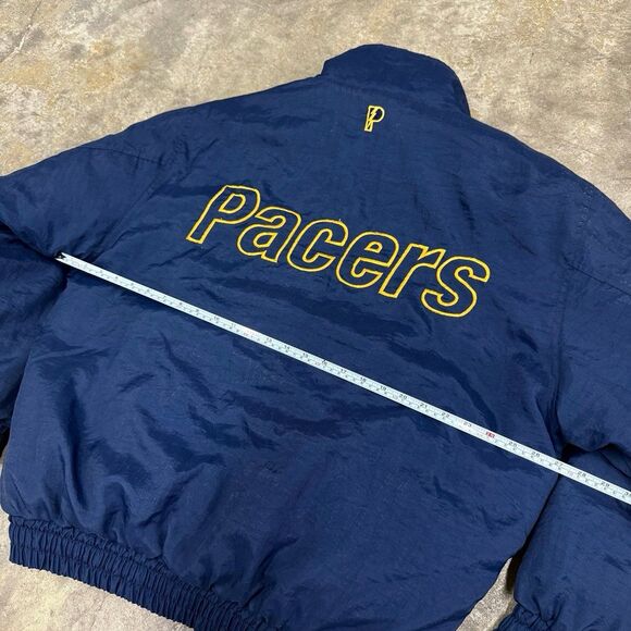 Vintage 90’s Indianapolis Pacers NCAA REVERSIBLE Puffer - Picture 4 of 9